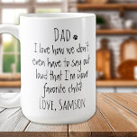 Mug Drôle Chien Papa<br><div class="desc">Surprenez le chien papa pour son anniversaire ou n'importe quelle occasion avec ce super mignon chien papa mug. Papa... J'adore comment on n'a même pas à dire haut et fort que je suis votre enfant préféré. Faites un cadeau parfait du chien ! Personnalisez avec le nom du chien. Conception des...</div>
