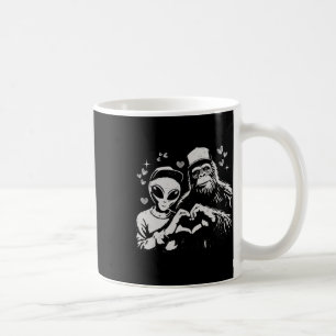 Mug Drôle d'alien et Saint-Valentin Bigfoot Créature l