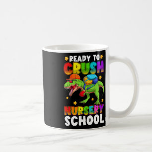 Mug Drôle de T Rex en maternelle prêt à écraser le pre