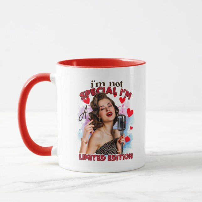 Mug Drôle femme rétro ajouter monogramme (Gauche)