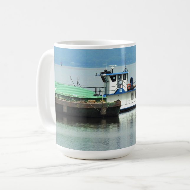 Mug Dubuque, Iowa Pusher Boat sur le Mississippi (Devant gauche)
