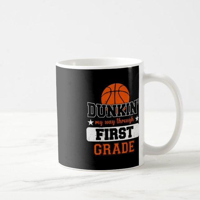 Mug Dunking My Way through 1st Grade Basketball Back T (Droite)