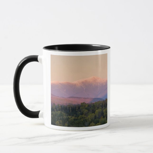 Mug Dusk et le Mont Washington dans le nouveau Hampshi (Gauche)