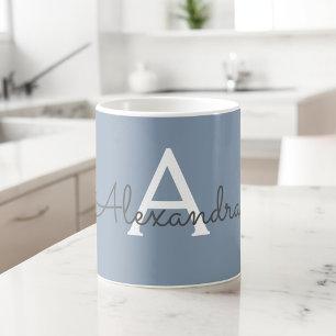 Mug Dusty Blue minimaliste moderne Monogramme élégant