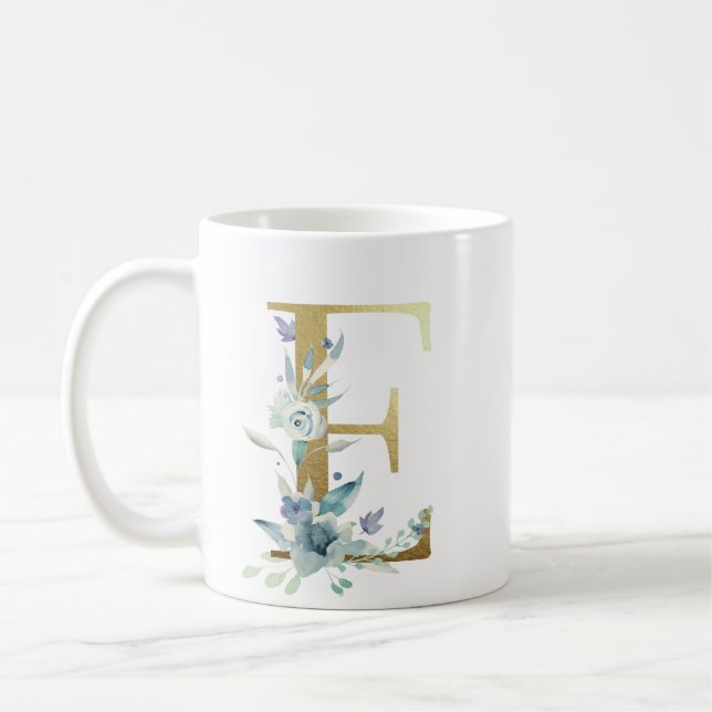 Mug E initiale dorée avec feuillage floral bleu (Gauche)