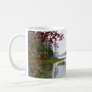 Mug Eagle Lake et feuilles de érable rouges II