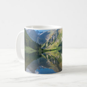 Mug Eau   Seealpsee Lac Alpes suisses Suisse