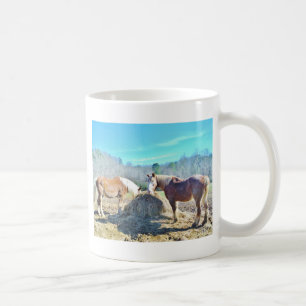 Mug Ébauche secourue Chevaux mangeant foin