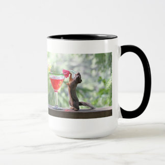 Mug Écureuil buvant un cocktail à l'heure heureuse
