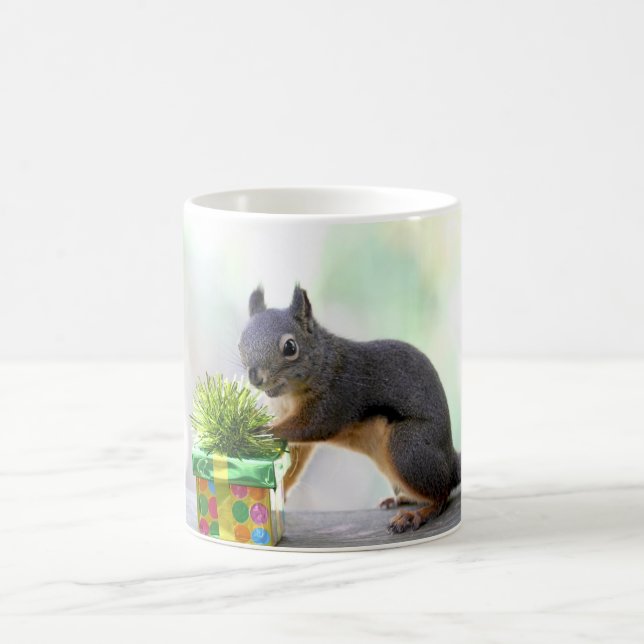 Mug Écureuil et présent enveloppé (Centre)