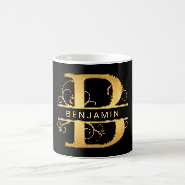 Mug Élégant "B" Monogramme Nom personnalisé Black Gold (Centre)