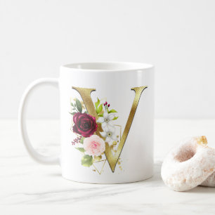 Mug Élégant Café à Monogramme Floral Rose Lettre V Or