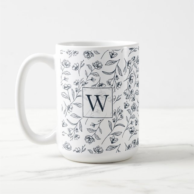 Mug Élégant Chic Bleu & Fleur Blanche Foliage Monogram (Gauche)