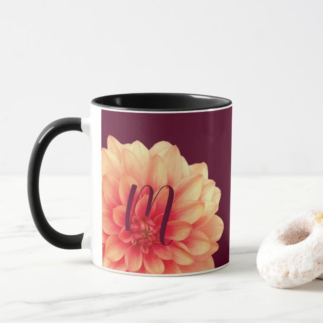 Mug Élégant Dahlias Orange Fleurs Bourgogne Monogramme (Avec donut)