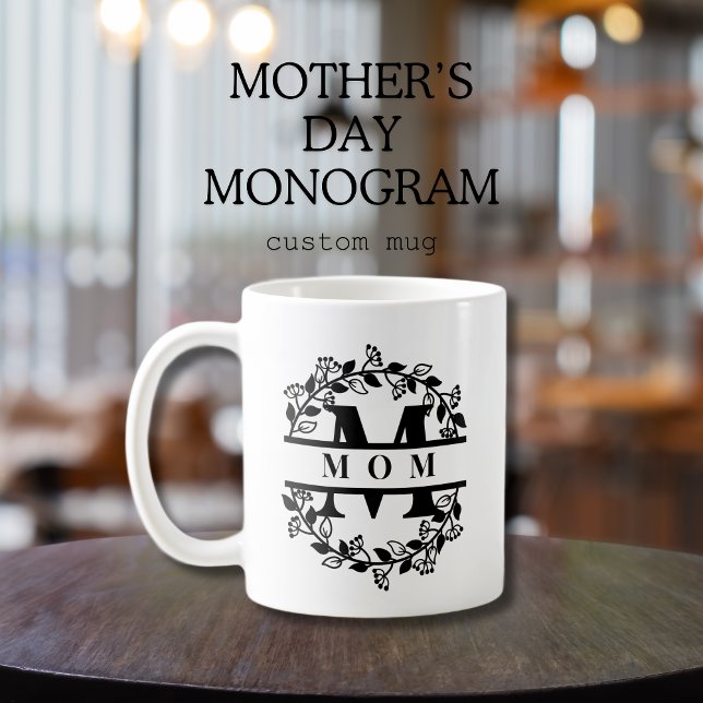 Mug Élégant fractionnement floral Monogramme avec text (Floral split monogram Mother's day custom mug, name or text. bilingual. multilingual project)
