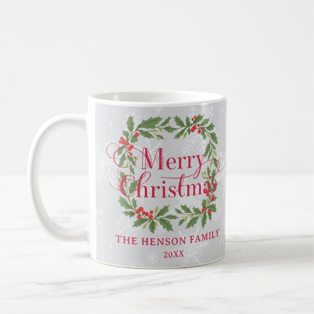 Mug Elegant Holly Wreath Merry Christmas Family (Gauche)