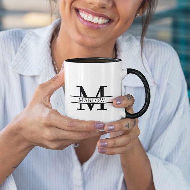 Mug Élégant Noir Personnalisé Monogramme Nom Cadeau (Créateur téléchargé)
