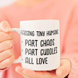 Mug Élever de minuscules humains Tous Amour Fête des m
