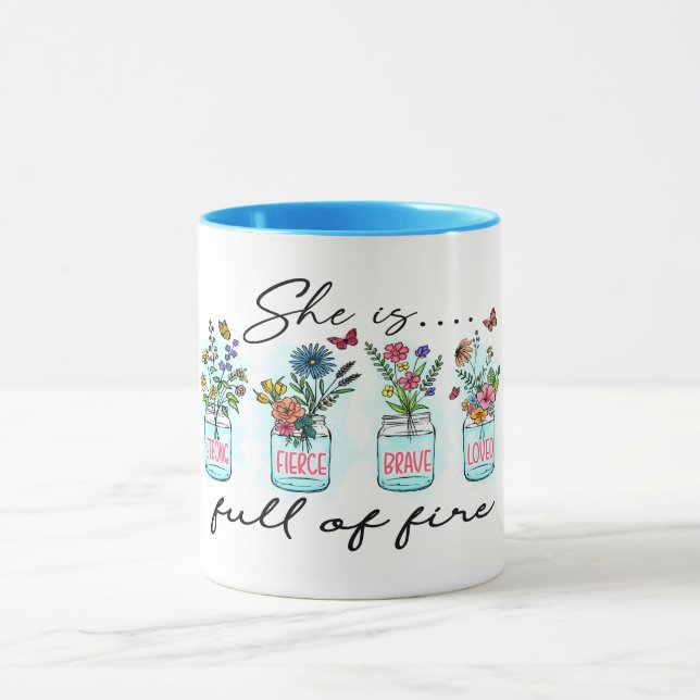 MUG "ELLE EST PLEINE DE FEU" CITE INSPIRATIONNELLE (Centre)