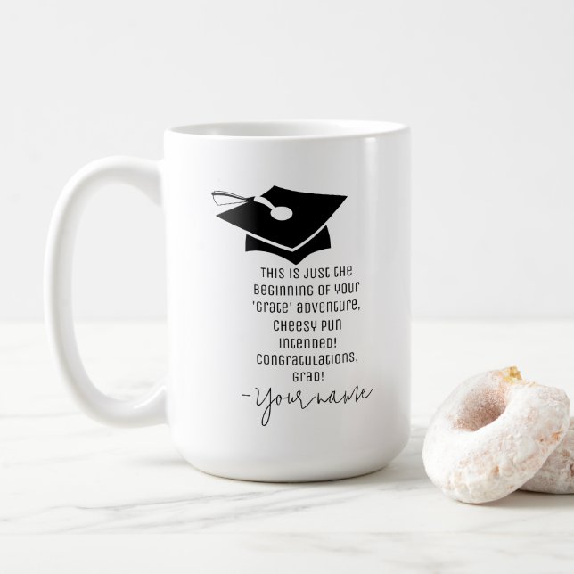 Mug Embarquez sur votre "Grate" Aventure Cheesy Gradua (Avec donut)