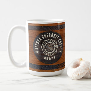 Mug Emblème de pompier ton bois rustique