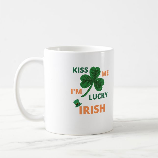 Mug Embrasse-moi, je suis chanceux irlandais (Gauche)