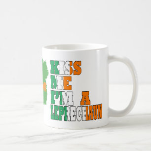 Mug Embrasse-moi Je suis un leprechaun monogrammed