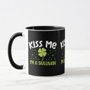 Mug Embrassez-moi, je suis un Sullivan - Nom de famill