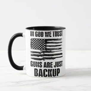 Mug En Dieu, Nous Croyons Que Les Armes À Feu Sont Jus