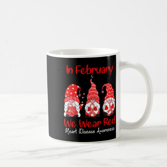 Mug En février, nous portons rouge trois gnomes maladi (Droite)