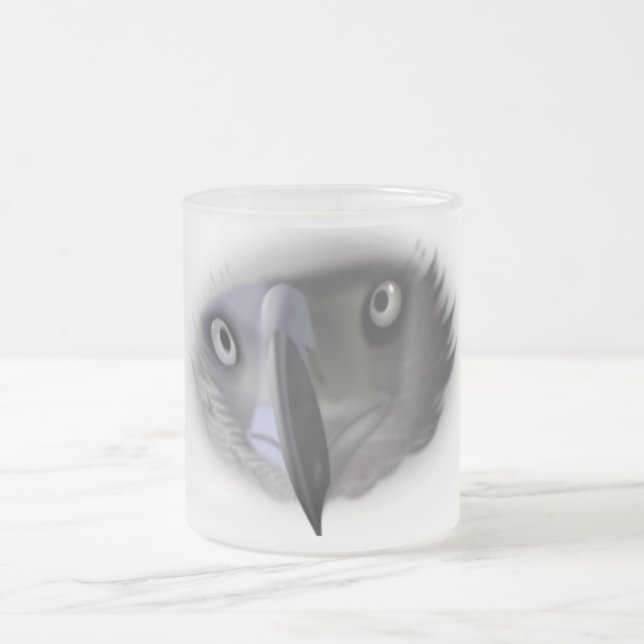 Mug en verre dépoli à visage d'aigle abstrait (Centre)
