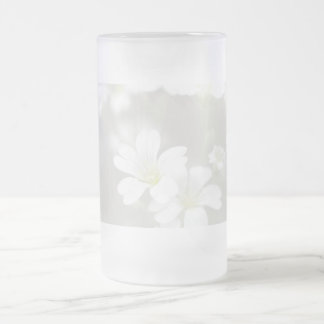 Mug en verre dépoli avec thème floral clair