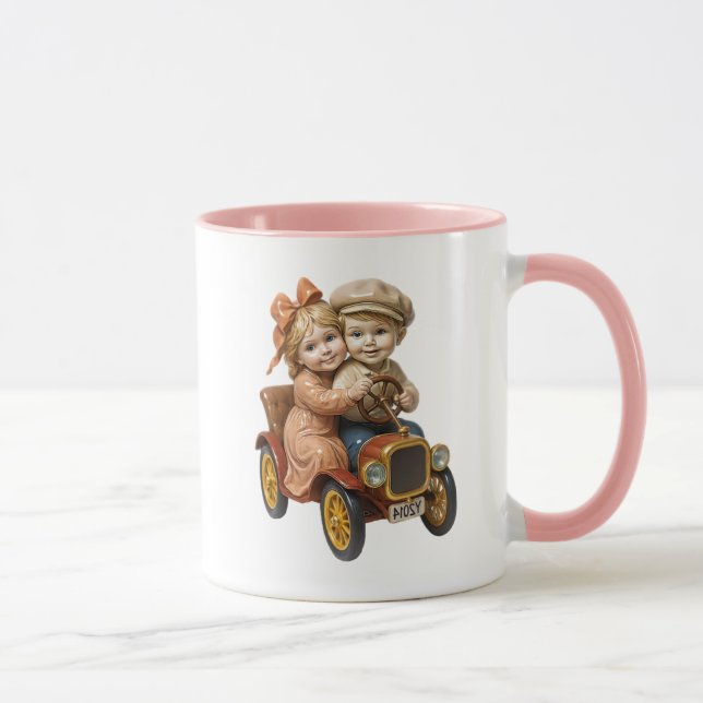 Mug Enfants rétro en voiture ancienne. (Droite)