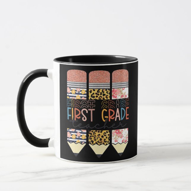 Mug Enseignant de première année drôle léopard crayon  (Gauche)