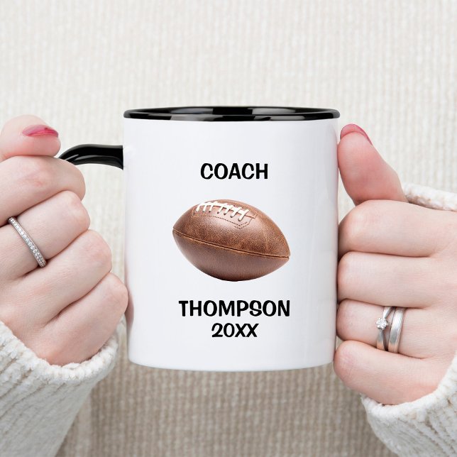 Mug Entraîneur de football noir et blanc et brun (Créateur téléchargé)