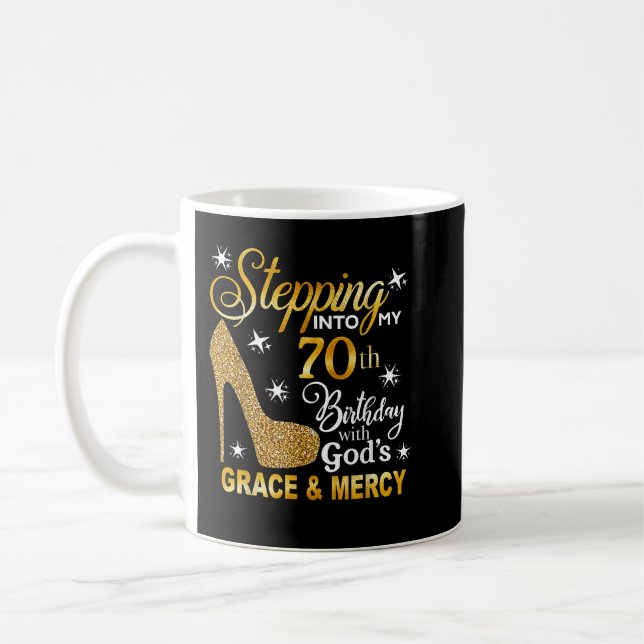 Mug Entrez dans mon 70e anniversaire avec la grâce de  (Gauche)