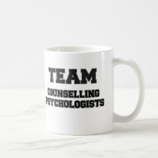 Mug Équipe conseillant des psychologues