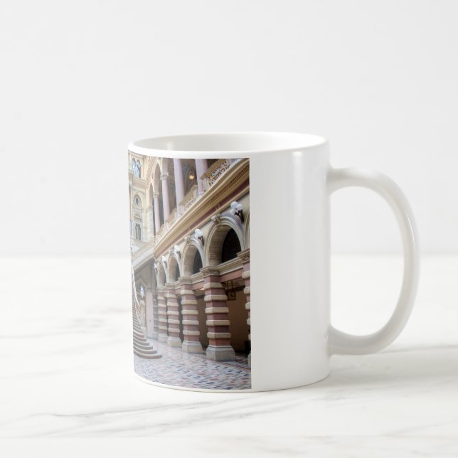 Mug Escalier Dans Justizpalast, Vienne Autriche (Droite)