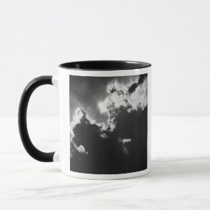 Mug Espoir dans le revers argenté des nuages.