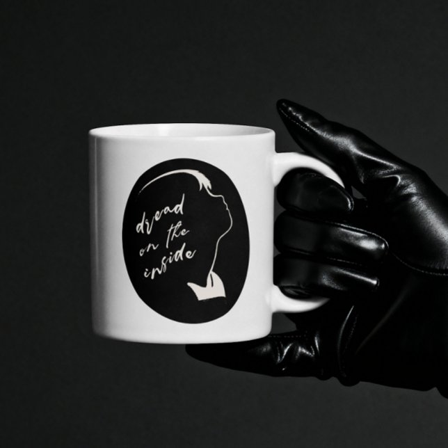 Mug esthétique de fille gothique effroi à l'intérieur  (Créateur téléchargé)
