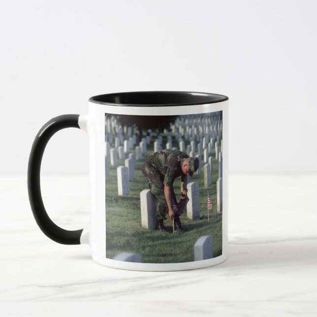 Mug États-Unis, État de Virginie, Arlington. (Gauche)