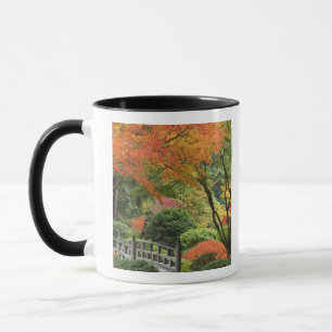 Mug États-Unis, Oregon, Portland. Pont en bois et ér