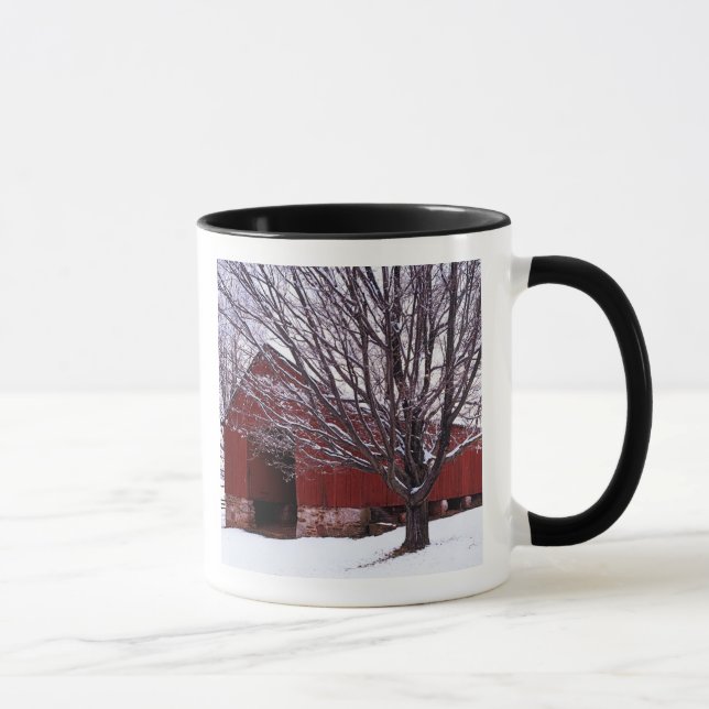 Mug États-Unis, Virginie, comté de Fairfax, grange et  (Droite)