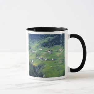 Mug Europe, Italie, Alpes dolomitiques. Ce minuscule v