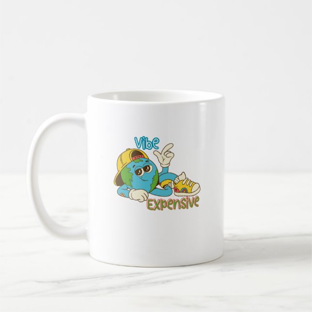 Mug Expensive Vibe – Cool Retro Earth Character Design (Gauche)