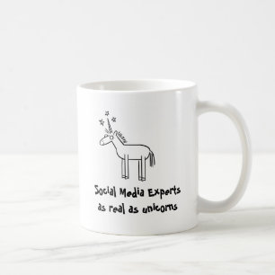 Mug Experts en matière sociaux de médias