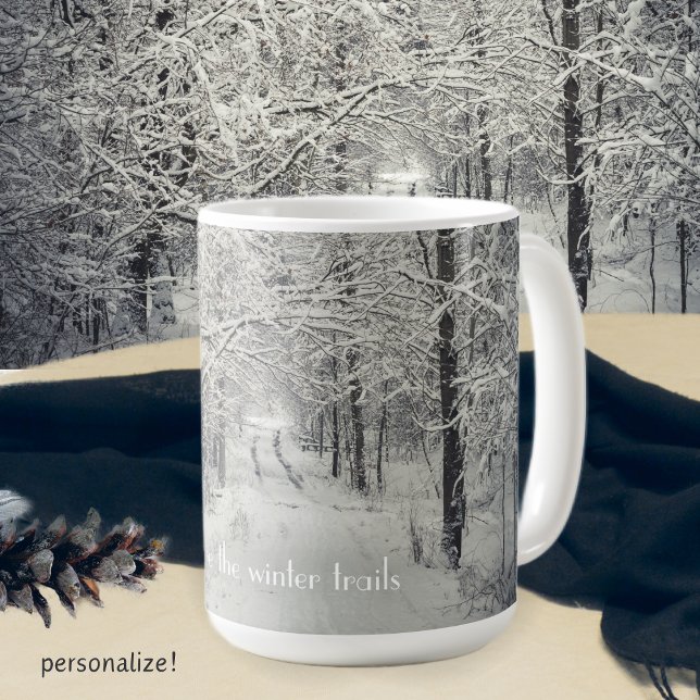 Mug Explorez les sentiers forestiers d'hiver (Créateur téléchargé)