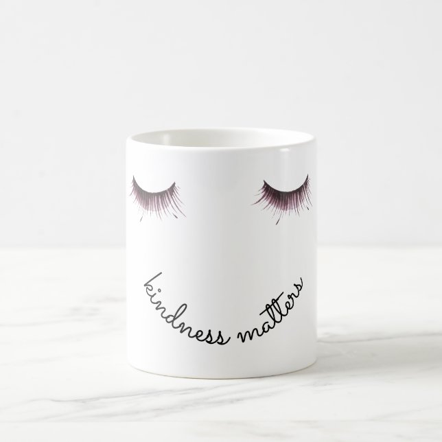 Mug Eyelashes La gentillesse compte (Centre)