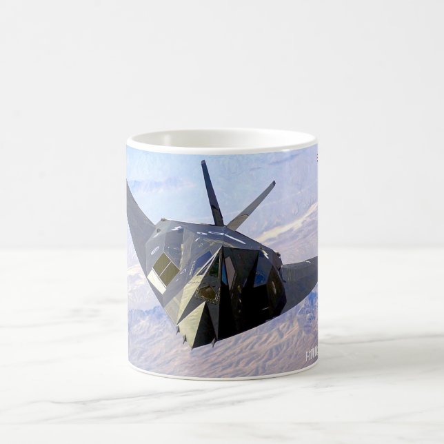 MUG F-117A NUIT (Centre)