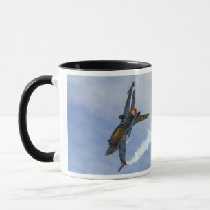 Mug F-16 Tigre Tourne Et Brûle